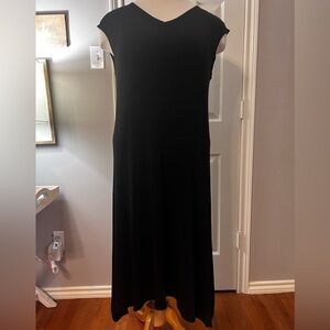 Chico’s size 4 black travelers v neck jersey dress maxi